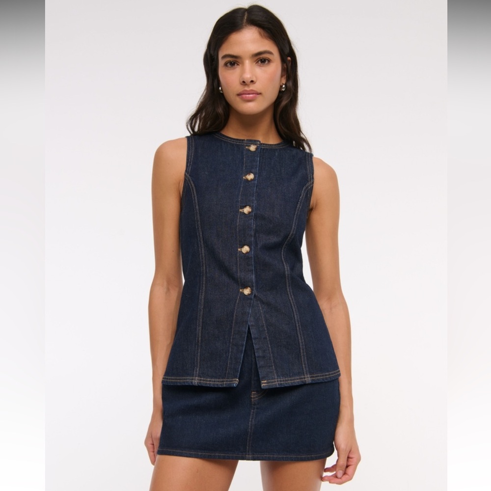 Abercrombie & Fitch Blue Denim Button-Up Vest